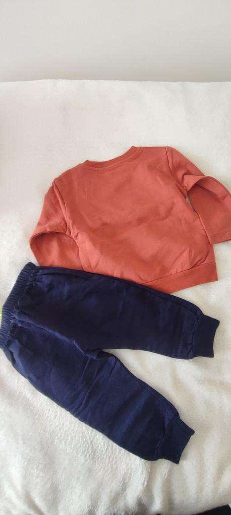 Detske teplakove supravy vel.86, 86