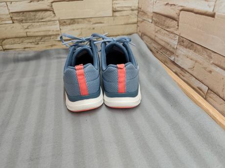 Skechers 37 - dámske svetlomodré tenisky, skechers,37