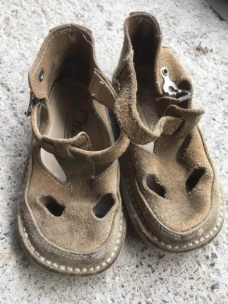 Kožené sandálky č.23, 23