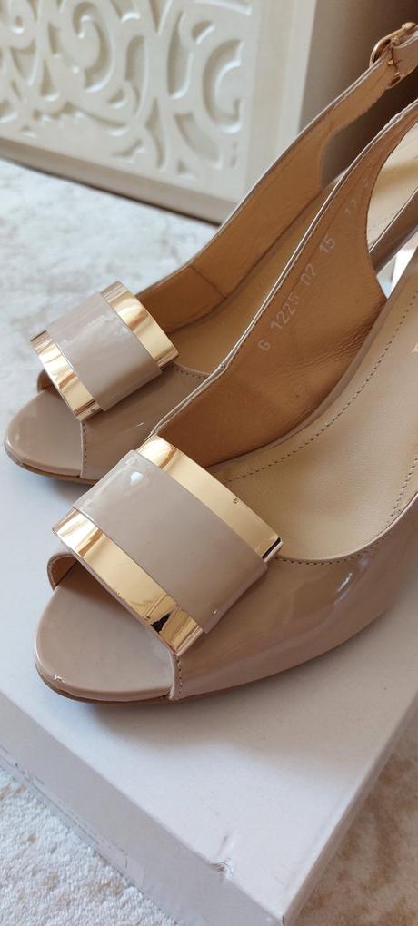 Elegantné sandalky, 40