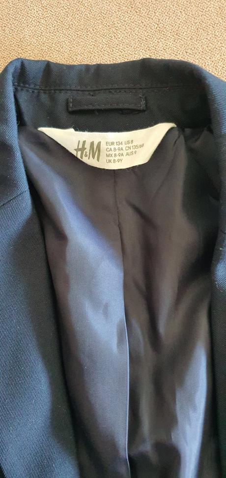 Oblek tmavomodry h&m, 134