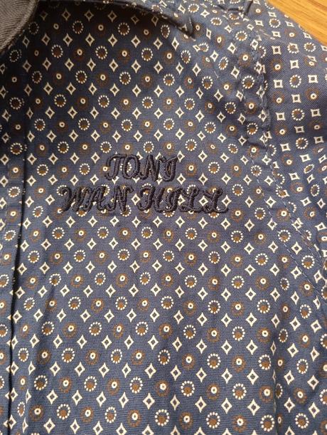 Predám košeľu, 92