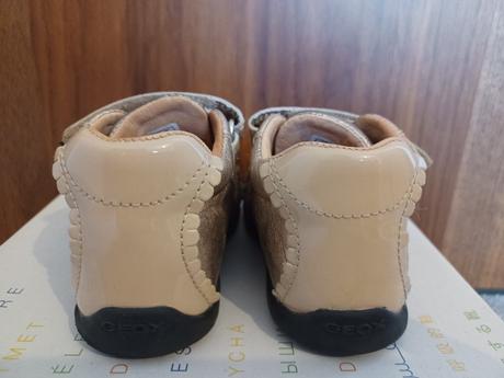 Geox zlaté č.20, geox,20