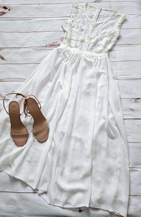 Krásne biele šaty, s