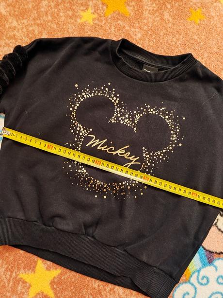 Krásny sveter 128, disney,128