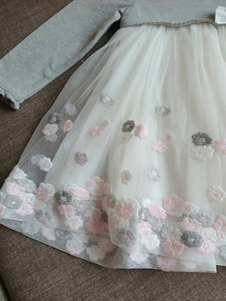 Krásne princeznovské šaty zn.mayoral, mayoral,86