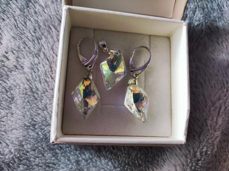 Set náušnice+prívesok,