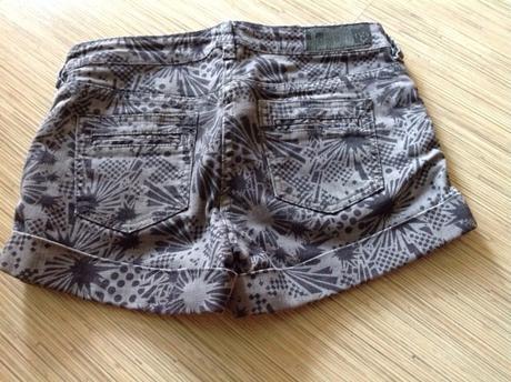 Šortky, h&m,164