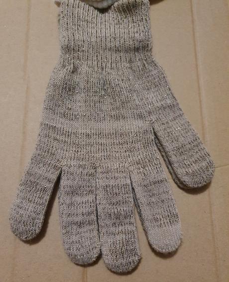 Bezove trblietave rukavice,