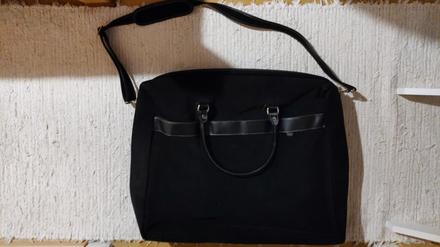 Velka cestovna taska na oblek, kostymy a pod.,