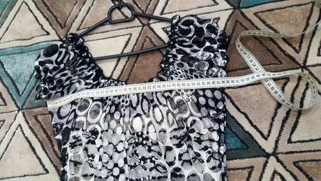 Elegantné tričko s, m