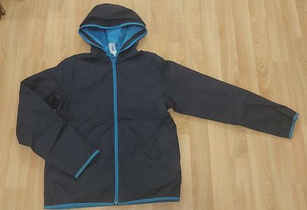 Tenká nepremokavá, zvnútra flis, decathlon,146