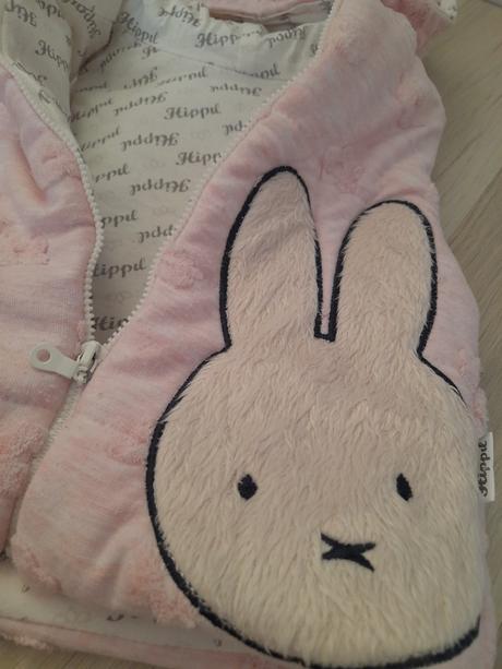 Hrubšia vestička veľ. 74, 74