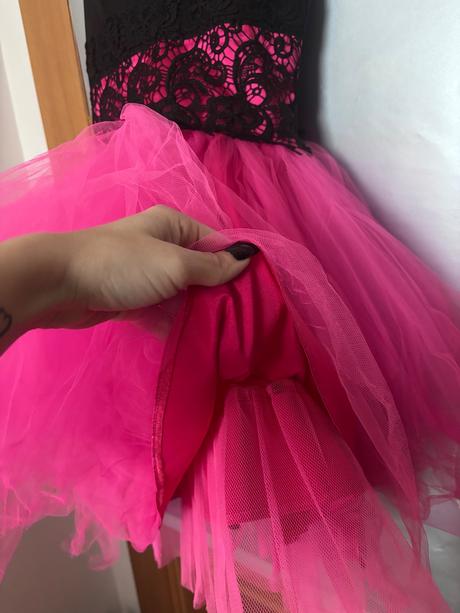 Spoločenské saty, 38