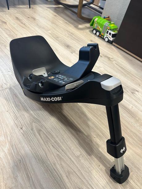 Maxi-cosi pebble360 pro + základňa isofix fami, maxi cosi