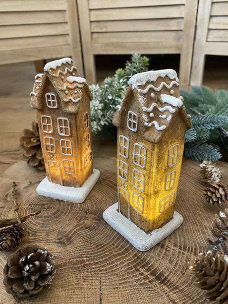 Led perníkový domček vyšší, 