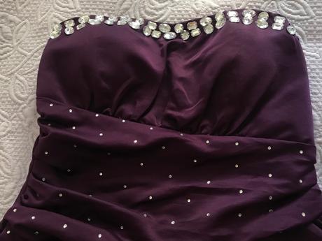 Spoločenské šaty, m