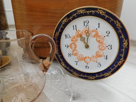 Hodiny nástenné porcelán čechoslovákia, 