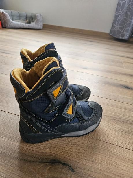 Zimne topánky, geox,32