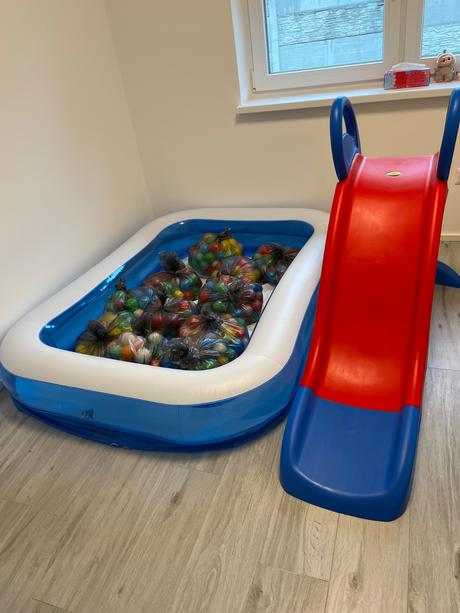 Bazén s guličkami, 