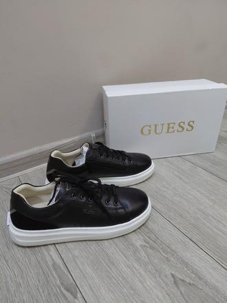 Guess topanky, guess,39