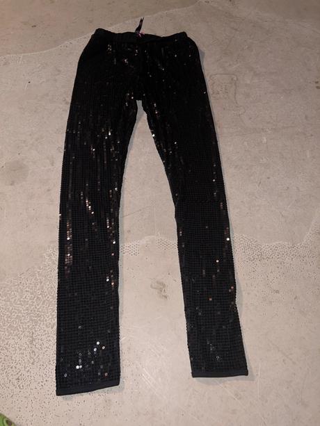 Glitters legíny, 176