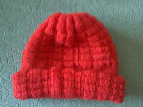 Čiapka háčkovaná červená, l