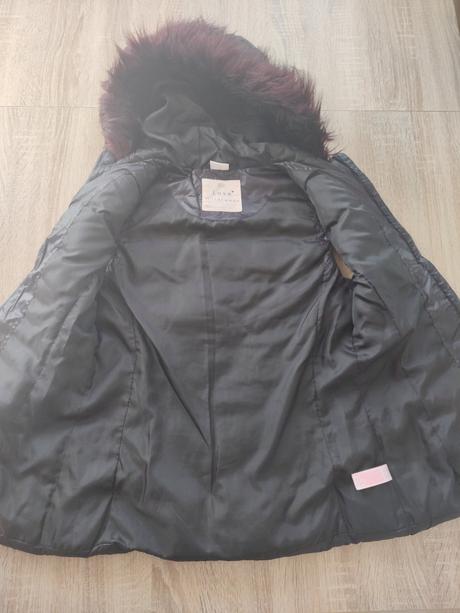 Dievčenská šuštiaková vesta veľ.152, f&f,152