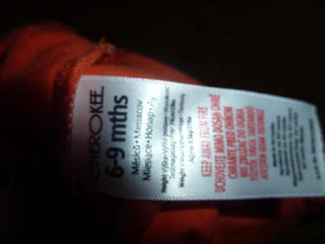 Pekne stricko so stromom pre dievcatko, cherokee,74