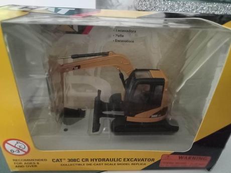 Originálne modely strojov cat, 