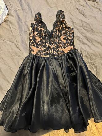 Elegantné šaty, xs