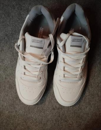 Nové botasky sprandi, sprandi,42