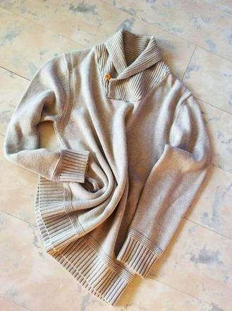 Kvalitný teplý pulóver, l