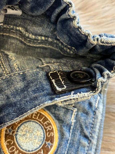 Chlapčenské rifle s nášivkami (62), 62