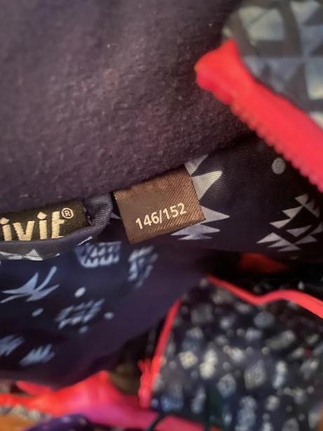 Dievcenska bunda, crivit,146