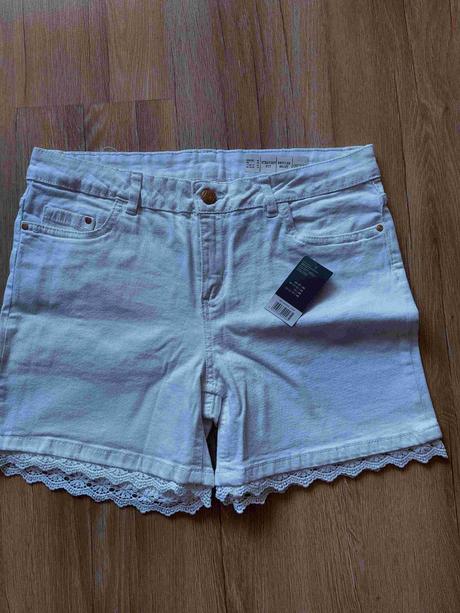 Biele šortky s čipkou, esmara,44