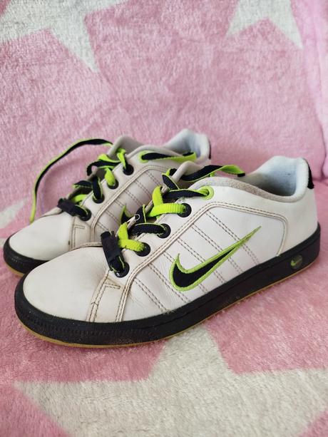 Nike tenisky vo výbornom stave, nike,37
