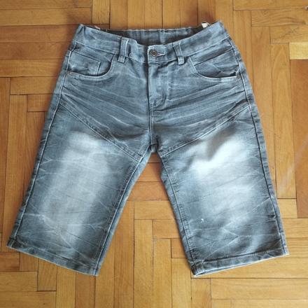 Kraťasy s nastaviteľným pásom, 152