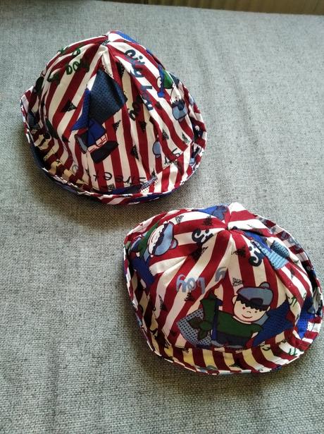 Klobúčiky dieťa rodic, 104