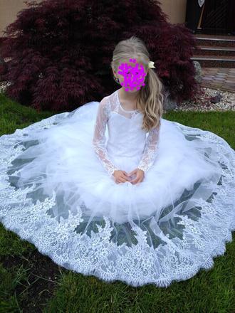 Šaty na 1.sväté prijímanie, 140