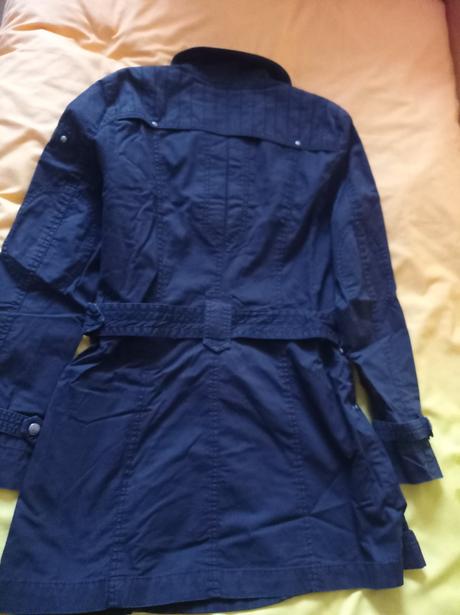 Cierny kabatik-38-, 38