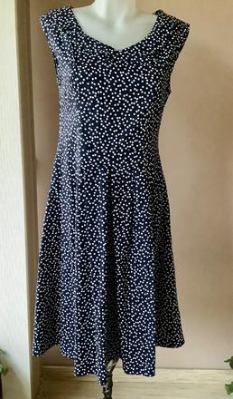 Krásne elasticke šaty apricot, 40