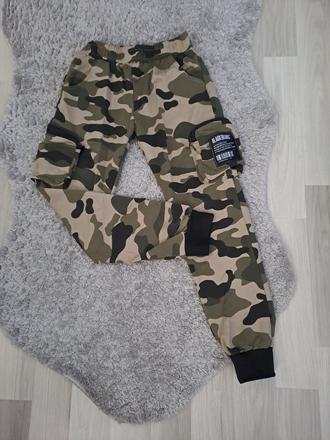 Športové chlapčenské kapsáče, 158