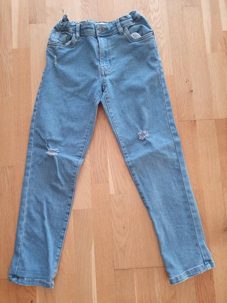 Štýlovo roztrhané rifle, sinsay,134