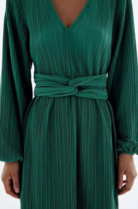 Nádherné plisované smaragdové šaty zara, zara,s