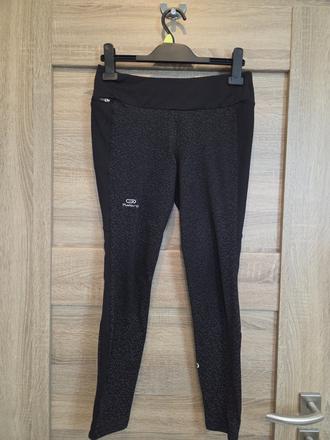 Športové funkčné legíny, decathlon,xs