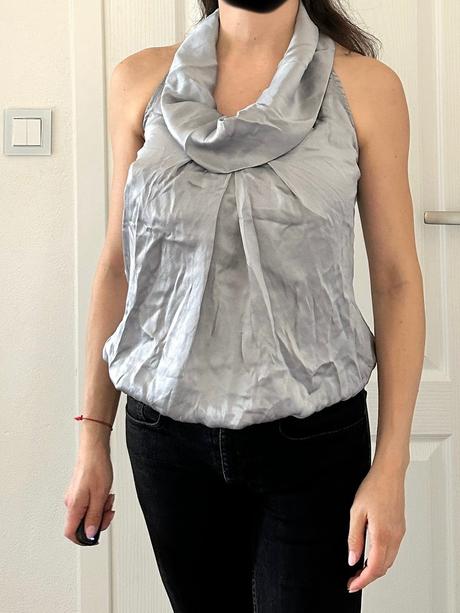 Strieborný hodvábny top imperial s ramienkami, m