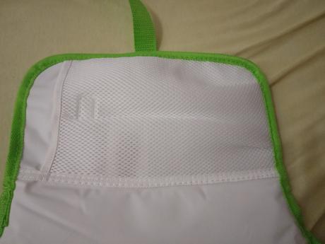 Nepremokava cestovna prebalovacia podlozka,