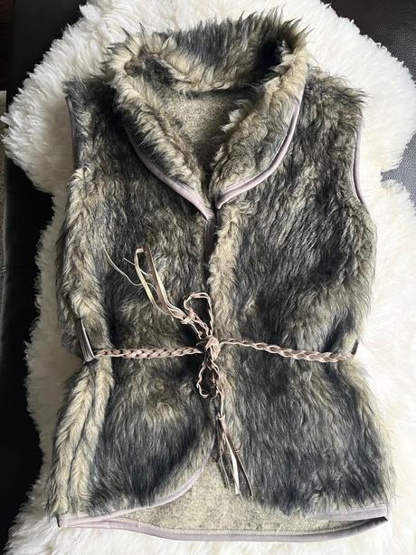 Damska tepla vestička, s