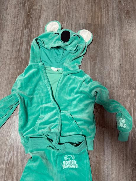 Velúrova súprava squismallows, h&m,134